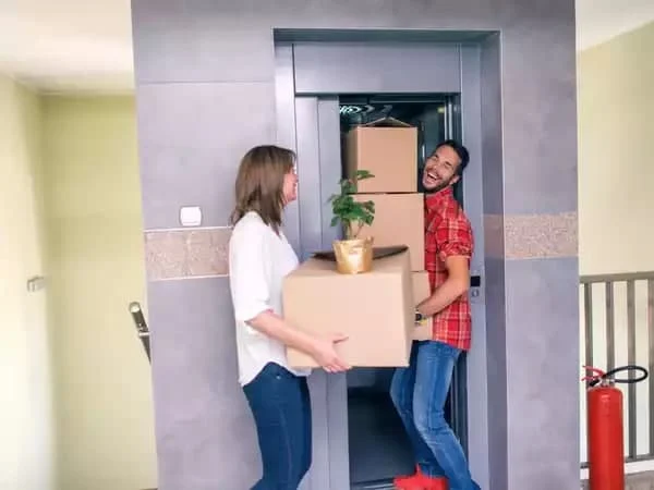 قانون استفاده از اسانسور برای اسباب کشی