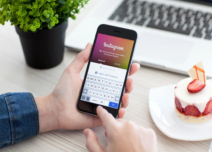 How to download all your pictures from Instagram?