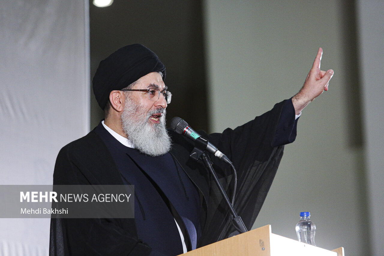 آیت الله رئیسی در میدان سیاست با تمام وجود از فلسطین دفاع کرد - خبرگزاری مهر | اخبار ایران و جهان