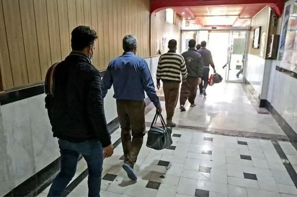 روش ها و راه حل های مرخصی زندانی: راهنمای جامع