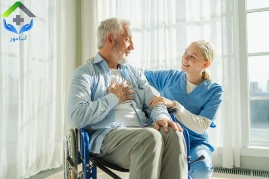چطور پرستار سالمند استخدام کنیم؟ پرستار سالمند